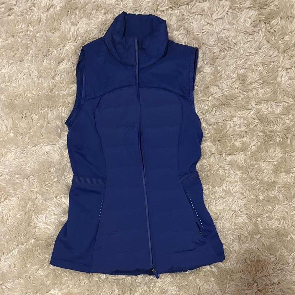 Lululemon Athletica Blue Sleeveless Vest